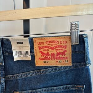 Levis 511 Slim Fit NWT Denim Blue Jeans Mens 32x32 Medium Wash Cotton Stretch